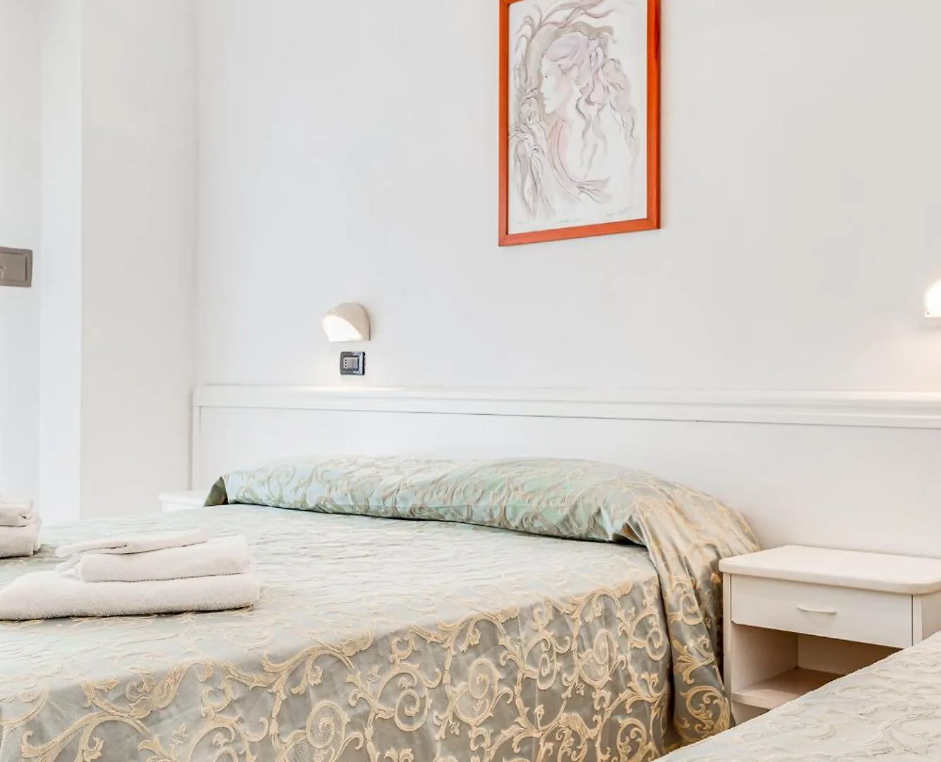 Hotel Sirena Bellaria-Igea Marina 3*,